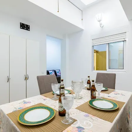 Апартаменты Padilla 56 *